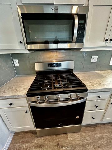 999 S Santa Fe Avenue 60, San Jacinto, CA 92583