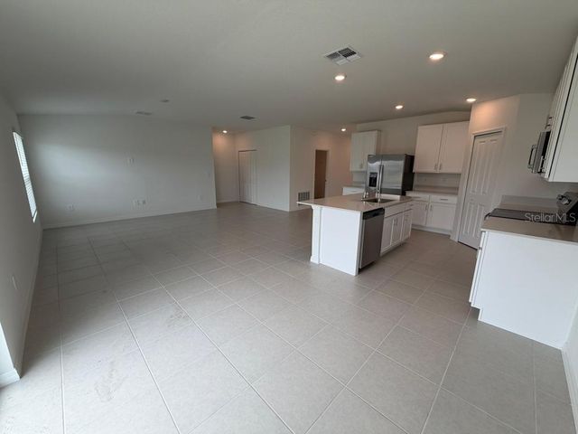 2167 LONE OAK LANE, Lakeland, FL 33801