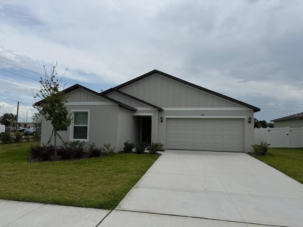 2167 LONE OAK LANE, Lakeland, FL 33801