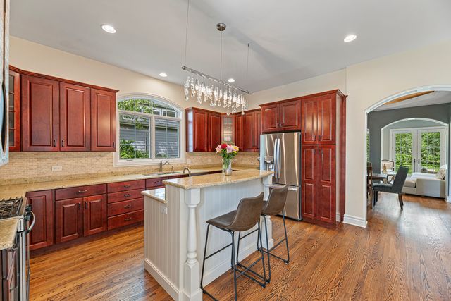 3219 University Avenue, Highland Park, IL 60035