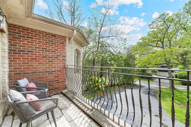 3219 University Avenue, Highland Park, IL 60035