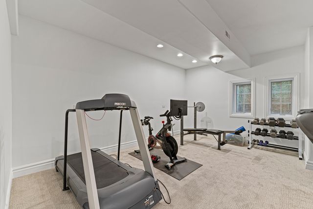 3219 University Avenue, Highland Park, IL 60035