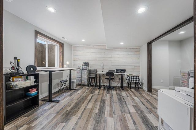1465 AMENDMENT DRIVE, Neenah, WI 54956