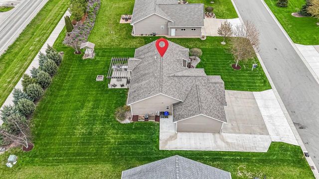 1465 AMENDMENT DRIVE, Neenah, WI 54956