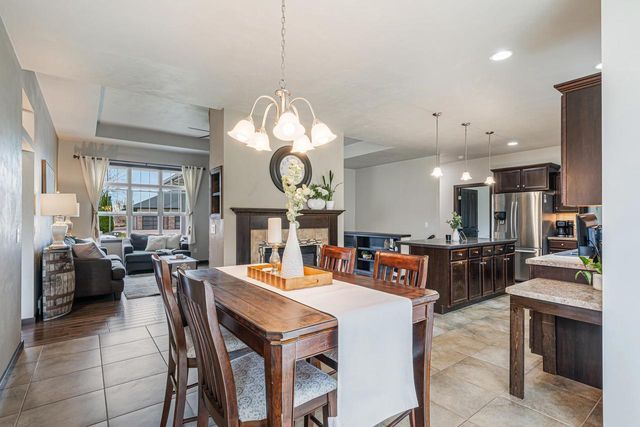 1465 AMENDMENT DRIVE, Neenah, WI 54956