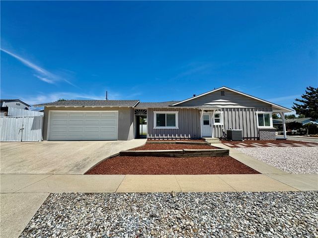 1127 Turning Bend, Claremont, CA 91711