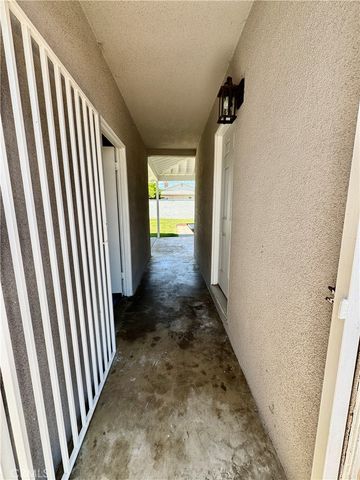 1127 Turning Bend, Claremont, CA 91711