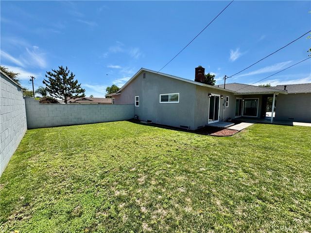 1127 Turning Bend, Claremont, CA 91711