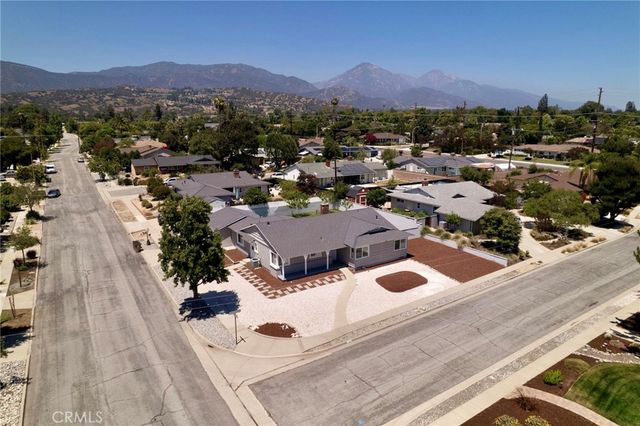1127 Turning Bend, Claremont, CA 91711