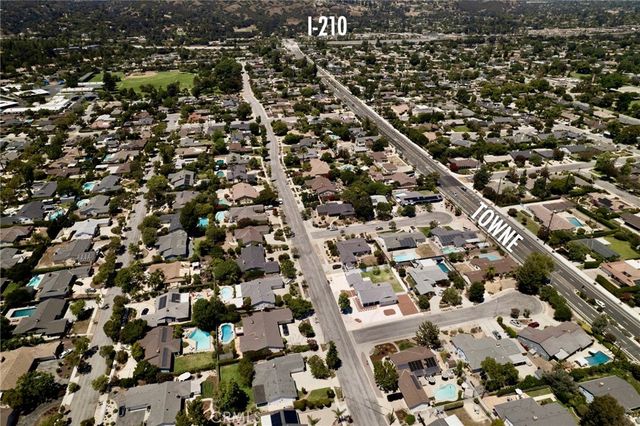 1127 Turning Bend, Claremont, CA 91711