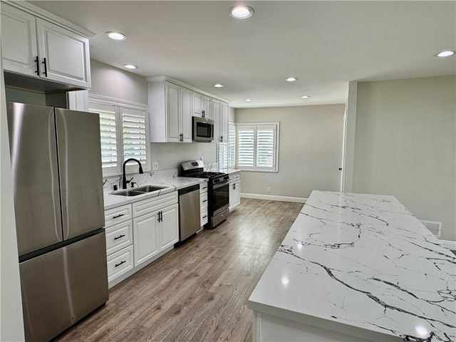 1127 Turning Bend, Claremont, CA 91711