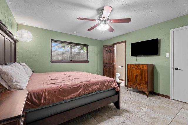 8107 Coolshire Lane, Houston, TX 77070