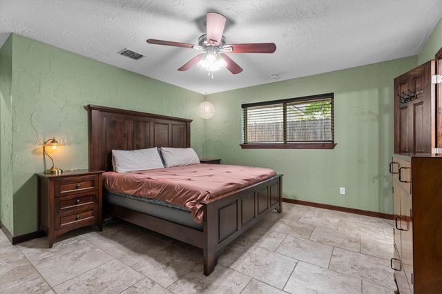 8107 Coolshire Lane, Houston, TX 77070