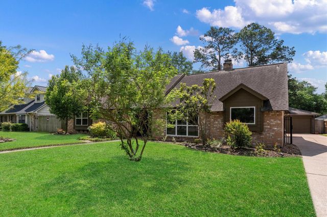 8107 Coolshire Lane, Houston, TX 77070