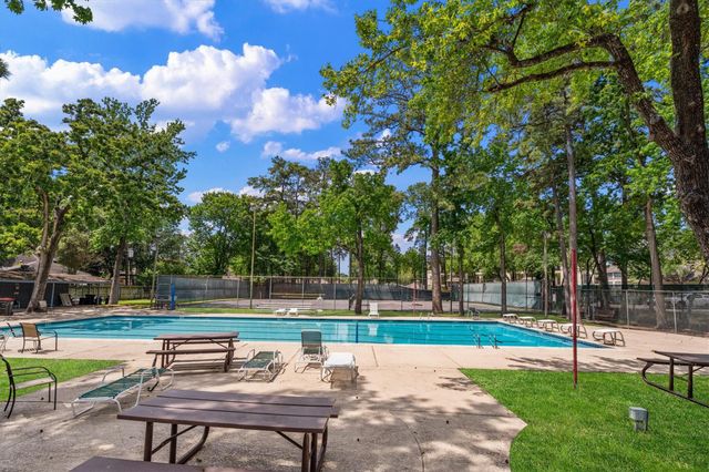 8107 Coolshire Lane, Houston, TX 77070