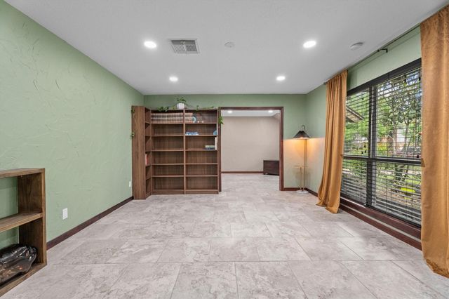 8107 Coolshire Lane, Houston, TX 77070