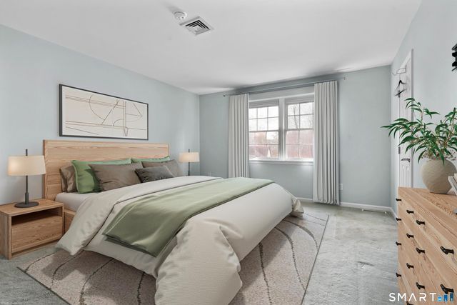 15 Derbyshire 15, Derby, CT 06418