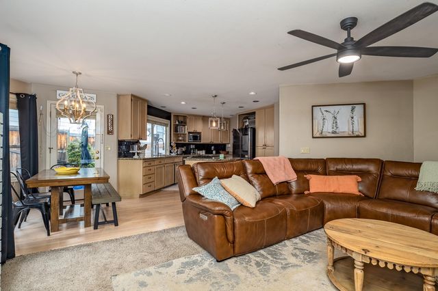 2739 Wilkshire Drive, Medford, OR 97504