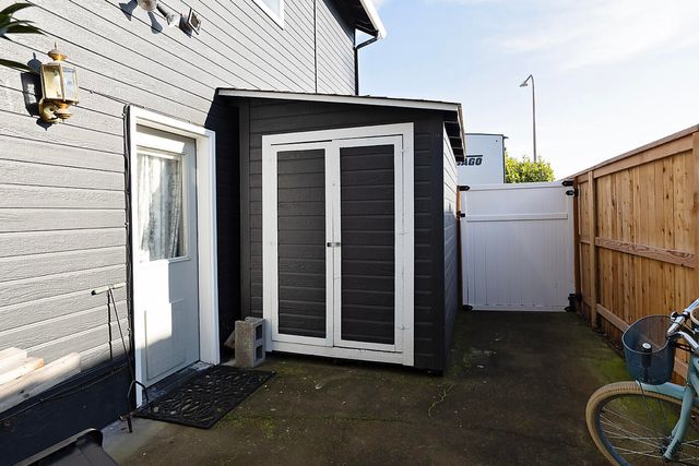 2739 Wilkshire Drive, Medford, OR 97504