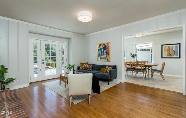 563 Highland Drive, La Canada Flintridge, CA 91011