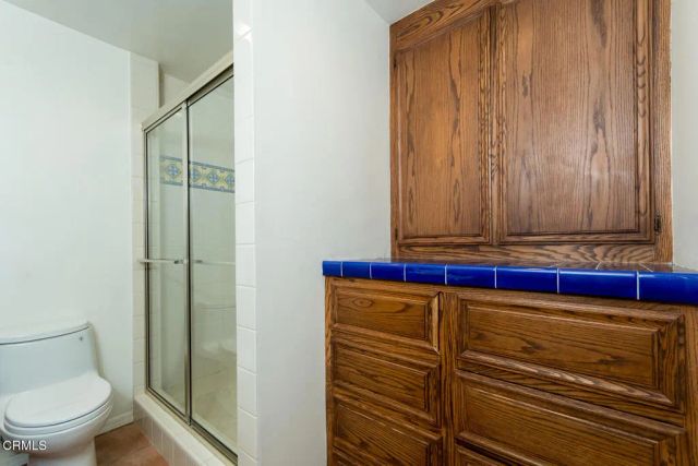 563 Highland Drive, La Canada Flintridge, CA 91011