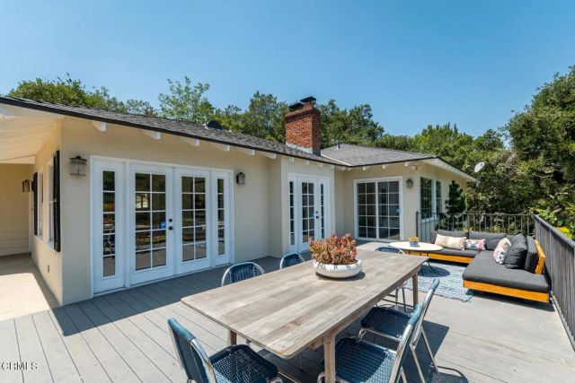 563 Highland Drive, La Canada Flintridge, CA 91011