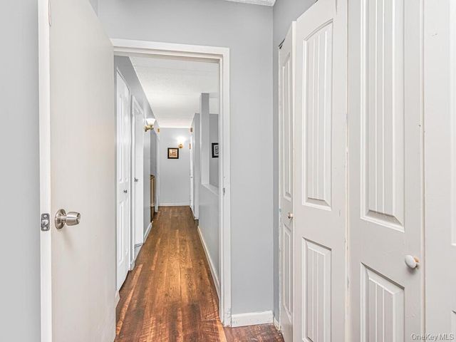 210 Sunset Boulevard, Bronx, NY 10473