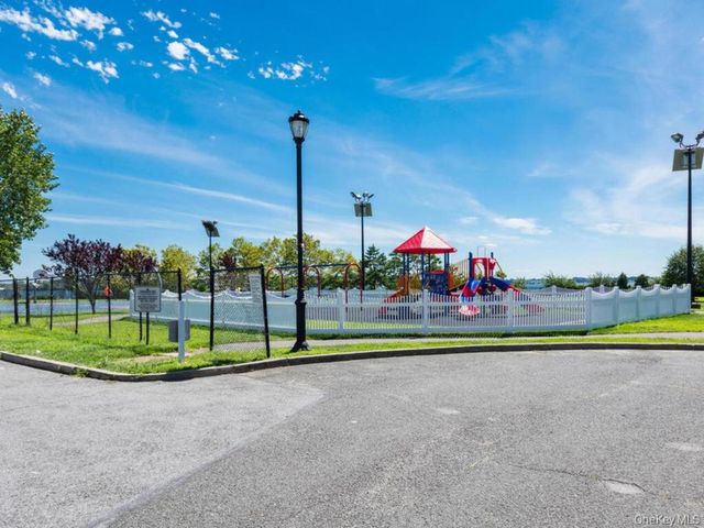 210 Sunset Boulevard, Bronx, NY 10473