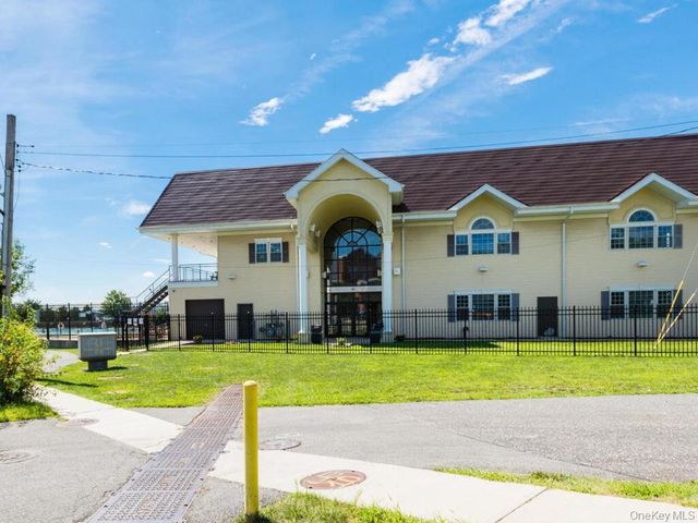 210 Sunset Boulevard, Bronx, NY 10473