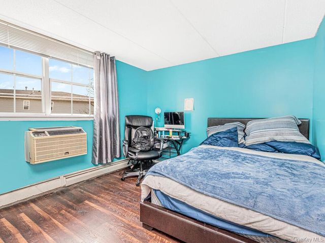 210 Sunset Boulevard, Bronx, NY 10473