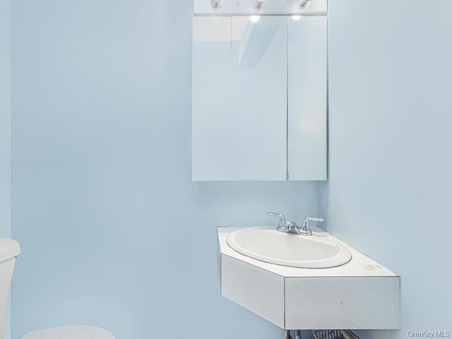 210 Sunset Boulevard, Bronx, NY 10473