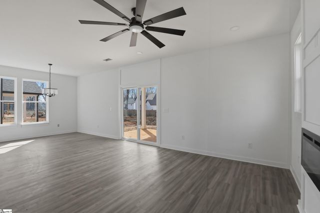 182 Buncombe Street, Woodruff, SC 29388