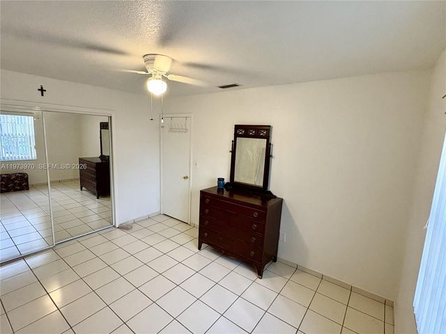 10611 SW 23rd Ter, Miami, FL 33165