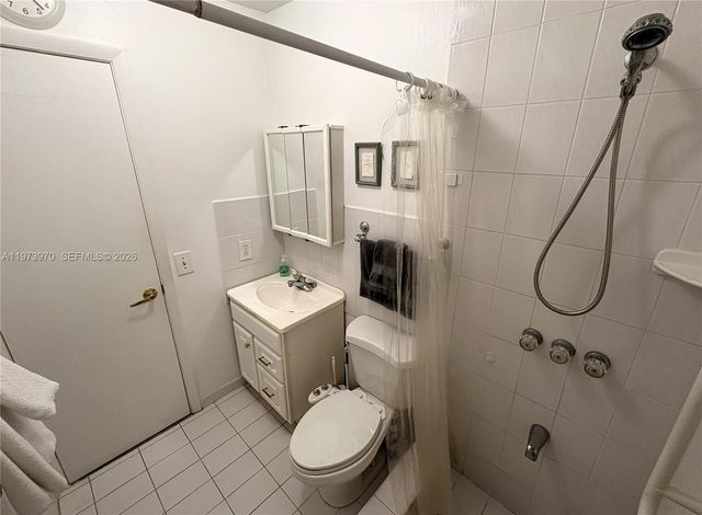 10611 SW 23rd Ter, Miami, FL 33165