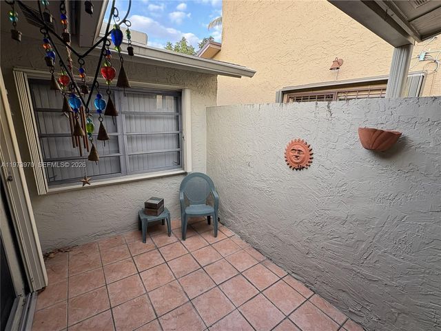 10611 SW 23rd Ter, Miami, FL 33165