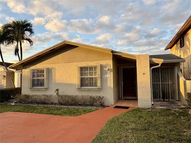 10611 SW 23rd Ter, Miami, FL 33165