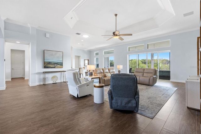 683 KRIETEMEYER PATH, The Villages, FL 32163