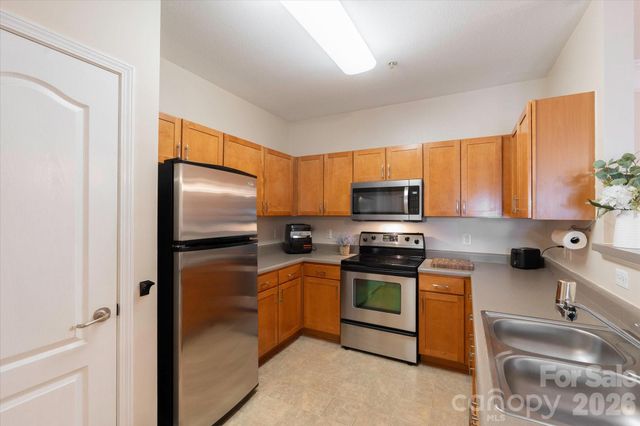 233 Appeldoorn Circle, Asheville, NC 28803