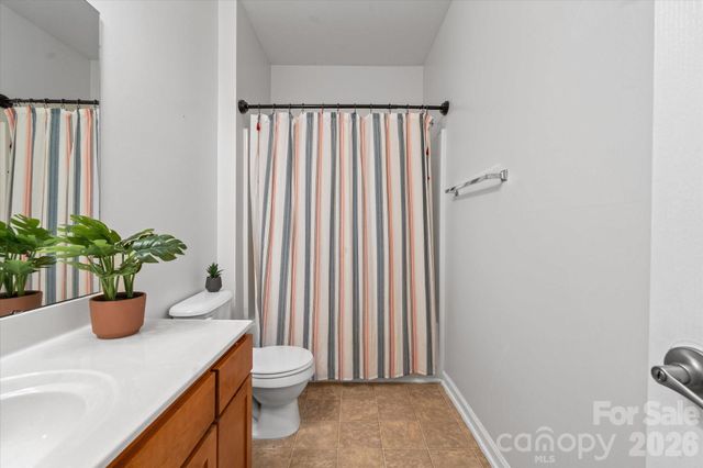 233 Appeldoorn Circle, Asheville, NC 28803