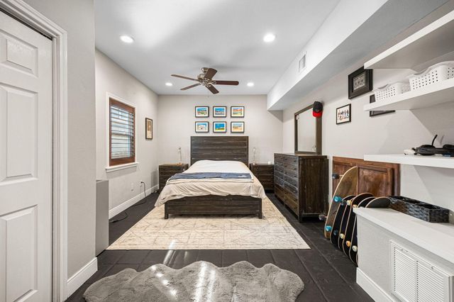 202 E 7th Street, Houston, TX 77007