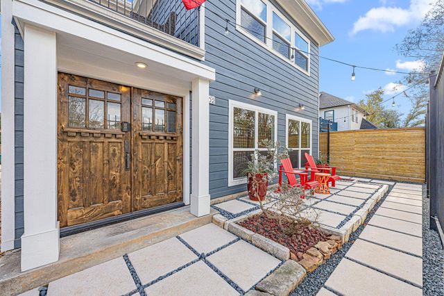 202 E 7th Street, Houston, TX 77007