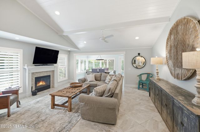 35 SEA WINDS Lane S, Ponte Vedra Beach, FL 32082