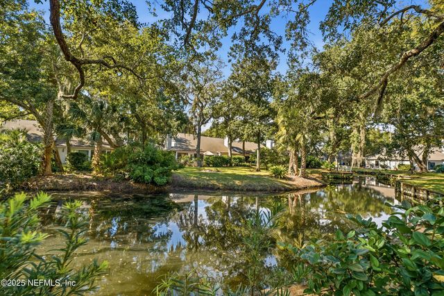 35 SEA WINDS Lane S, Ponte Vedra Beach, FL 32082