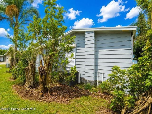 1229 Iriquois Drive, Barefoot Bay, FL 32976