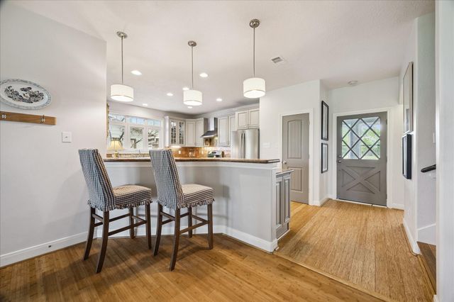 301 Westfield Lane, Friendswood, TX 77546