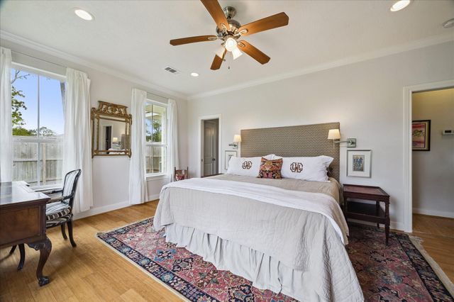 301 Westfield Lane, Friendswood, TX 77546