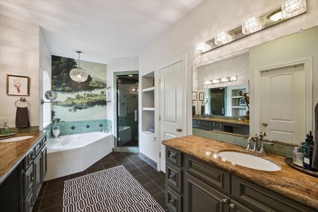 301 Westfield Lane, Friendswood, TX 77546