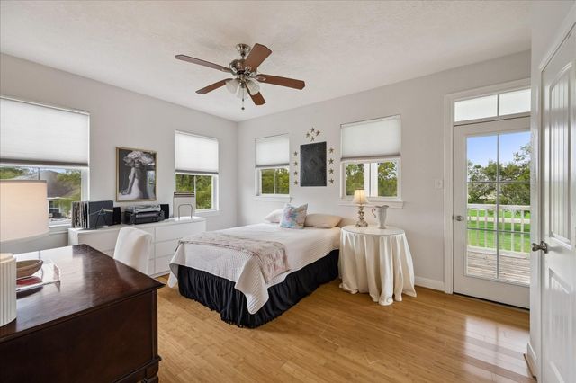 301 Westfield Lane, Friendswood, TX 77546