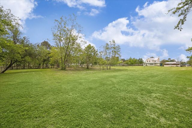 301 Westfield Lane, Friendswood, TX 77546