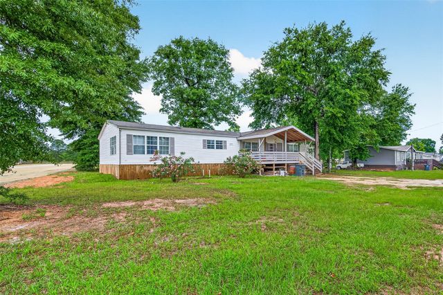 5982 Waukegan Rd, Conroe, TX 77306